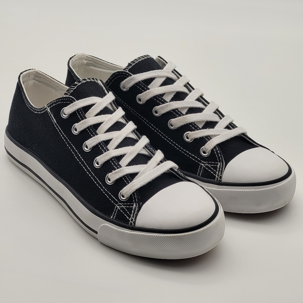Women's Canvas Sneakers Black/White Size 8 ZY-K21019 - Minimal Wear